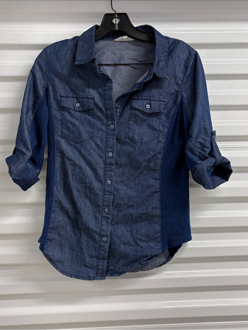 CI SONO Blue Chambray Button-Up Blouse Roll Tab Sleeve Collared M